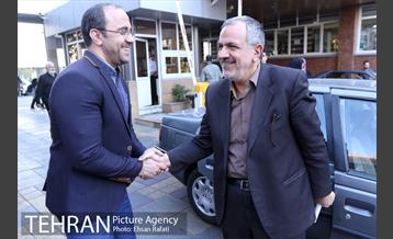 بازدید دکتر مسجدجامعی از مقبره ملک المتکلمین و صوراسرافیل  3