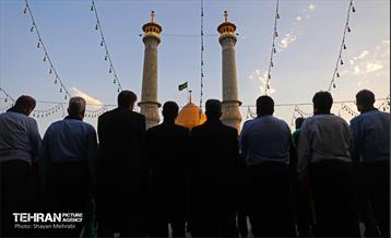 اهتزاز پرچم حرم سیدالشهدا(ع) بر فراز گنبد حرم عبدالعظیم حسنی(ع) 32