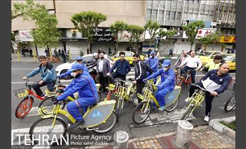 پویش سه شنبه های بدون خودرو با حضور شهردار تهران 8