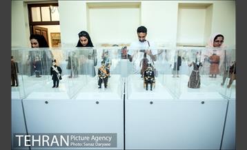 مجسمه مینیاتورهای جهانگیرارجمند در باغ موزه نگارستان 17