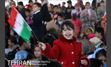 اجرای زنده برنامه محله گل و بلبل در میدان هرندی 26