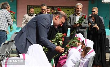 جشن شکوفه‌ها در منطقه ۱1 27