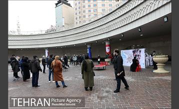 اجرای تئاتر خیابانی در میدانگاه ولی عصر (عج) 6