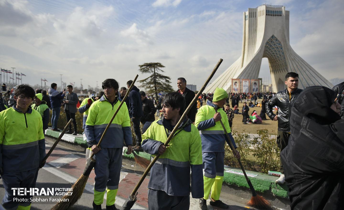 خدمات شهرداری تهران در پایان راهپیمایی ۲۲ بهمن 6