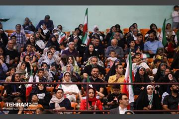 مراسم تجلیل از کشتی‌گیران قهرمان جهان (جشنی برای ایران) 57