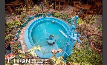 کافه کتاب دارالخلافه 8