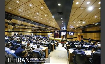 دومین همایش شهرداران و شوراهای اسلامی 1