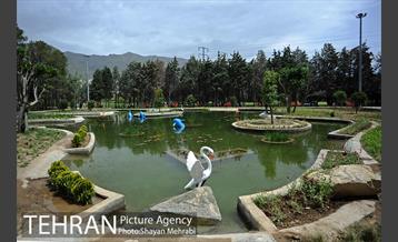 آئین بهره برداری از باغ راز هستی در منطقه 22 36