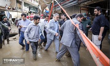 بازدید شهردار تهران از منطقه سیل زده امام زاده داوود(ع) 19