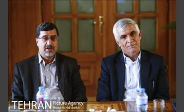 اولین جلسه محمد علی افشانی در دفتر شهردار تهران 12