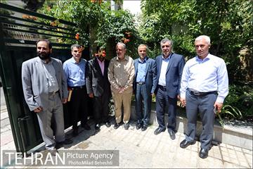 تهرانگردی احمد مسجدجامعی به مناسبت روز قلم 13