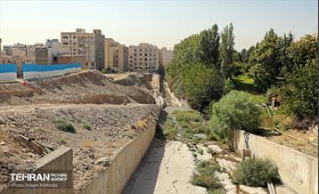 بازدید اعضای شورا از پروژه‌های خاکریز آب 16