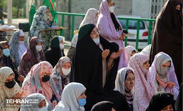 اقامه نماز عید فطر در محله کرمان 6