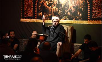 مراسم شب هشتم محرم در کهف الشهدا 10