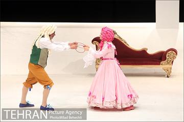 نمایش خسیس‎ 6