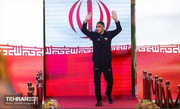مراسم تجلیل از کشتی‌گیران قهرمان جهان (جشنی برای ایران) 116