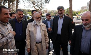 رونمایی مجسمه استاد کمال الملک 43