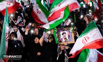 اجتماع تهرانی‌ها در حمایت از رهبری و نیروهای مسلح