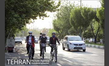 پویش سه شنبه های بدون خودرو در منطقه 8