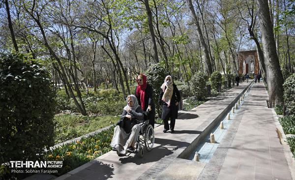 باغ ایرانی در ایام نوروز  2