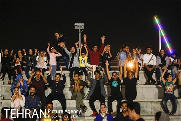 جشن شادستان در دریاچه شهدای خلیج فارس 12