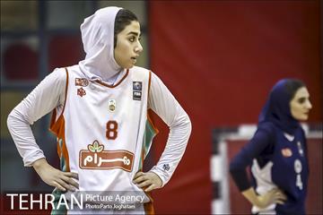 دیدار تیم های بسکتبال مهرام و گاز تهران 20