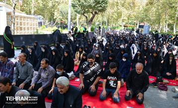 مراسم شهادت امام رضا(ع) و سالگرد تدفین شهدای گمنام منطقه۸