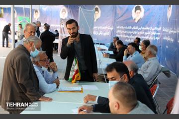 میز خدمت شهرداری تهران در نماز جمعه 4