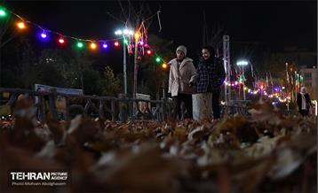 جشنواره «نور در یلدای ایرانی» در بوستان ملت 16