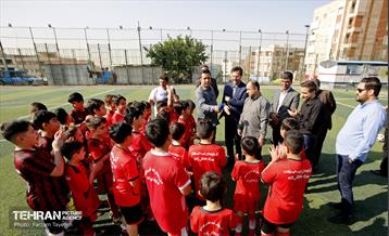 بازدید اعضای شورای اسلامی شهر از منطقه ۵ 17