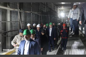 بازدید از دو ایستگاه مهم مترو 38