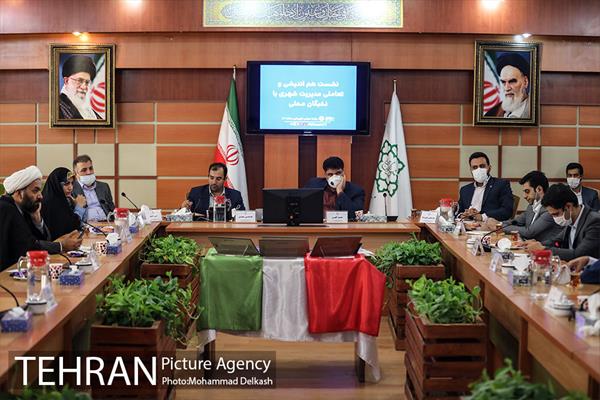 نشست هم اندیشی و تعاملی مدیریت شهری با نخبگان محلی منطقه 17 5