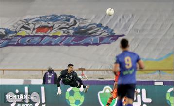 دیدار تیم های فوتبال استقلال تهران و مس کرمان 30