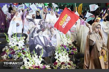 جشن «دختران آرمانی» 30