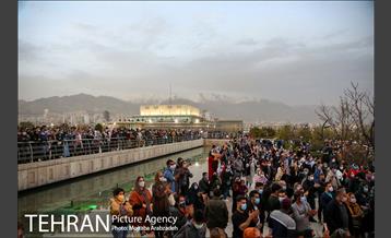 اجرای گروه موسیقی لیان در برج میلاد 27