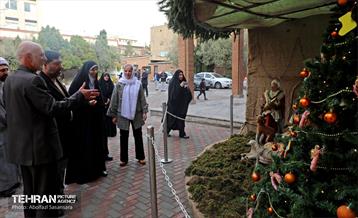 دیدار سخنگو شورای اسلامی شهر تهران با خانواده‌های شهدای ارامنه 14