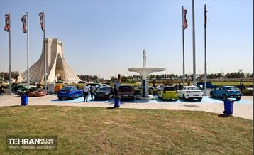 آیین بهره‌برداری از ۱۵ ایستگاه شارژ خودروهای برقی 42