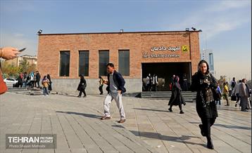 ایستگاه مترو دادمان 20