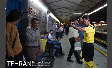 پرفورمنس داوران فوتبال در ایستگاه هفت تیر 32