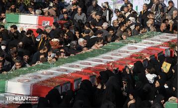 مراسم تشییع پیکرهای ۱۰۰ شهید گمنام 10