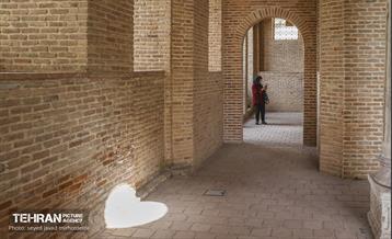 بازدید معماران از مجموعه تاریخی اتحادیه و پروژه بازآفرینی ساختمان بلدیه 32