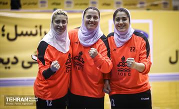 لیگ هندبال زنان 14