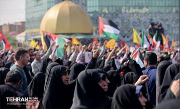 مراسم تشییع پیکر شهید سردار عباس نیلفروشان - ۱ 21