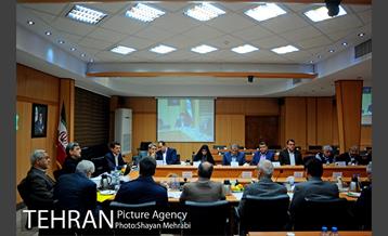 نشست شورای معاونین، مشاورین و شهرداران با حضور پیروز حناچی سرپرست شهرداری تهران 11