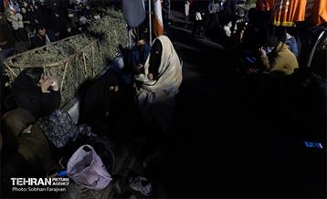 احیای شب نوزدهم رمضان در میدان انقلاب 33