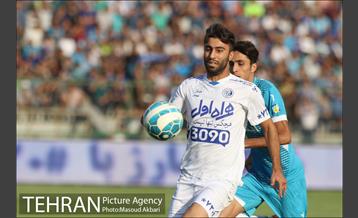 دیدار پیکان و استقلال در لیگ برتر فوتبال 10