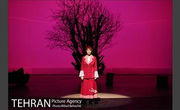 نمایش تیاتر سعدی، تابستان سی و دو 1