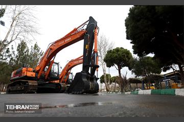 رونمایی از ماشین آلات سازمان مدیریت پسماند 45