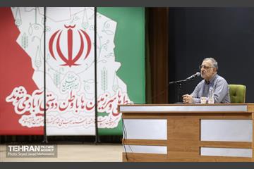 نشست ادوار بسیج دانشجویی 21