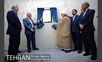 رونمایی از دیوار نگاره قدس در بزرگراه مدرس 20